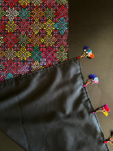 Load image into Gallery viewer, Handmade Embroidered Table Runner