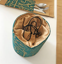 Load image into Gallery viewer, Verdant Elegance Green Nut Bowl Cover
