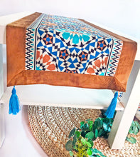 Load image into Gallery viewer, TABLE RUNNER SET