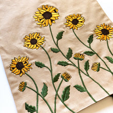 Load image into Gallery viewer, Sunflower Breeze Table Runner
